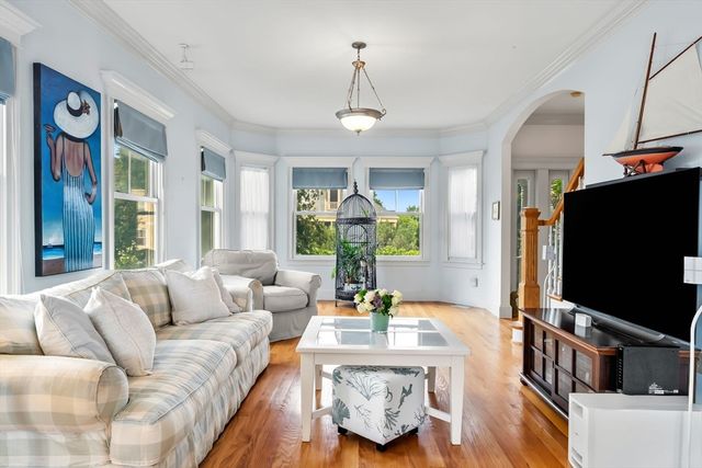 43 Andrew Ave, Hull, MA 02045