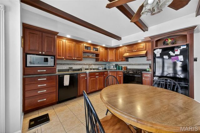 11923 Quality Lane, Maryland Heights, MO 63043