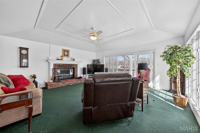 11923 Quality Lane, Maryland Heights, MO 63043