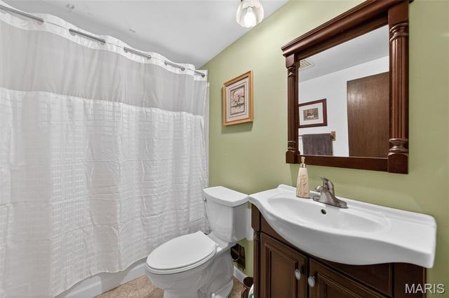 11923 Quality Lane, Maryland Heights, MO 63043