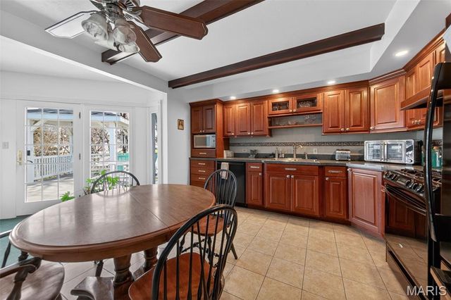 11923 Quality Lane, Maryland Heights, MO 63043