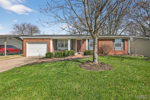 11923 Quality Lane, Maryland Heights, MO 63043