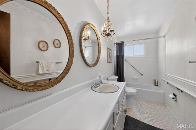 11923 Quality Lane, Maryland Heights, MO 63043