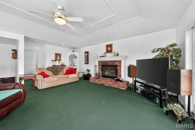 11923 Quality Lane, Maryland Heights, MO 63043