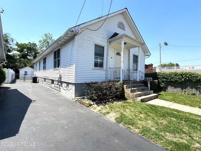 32 Washington Street, Rumson, NJ 07760