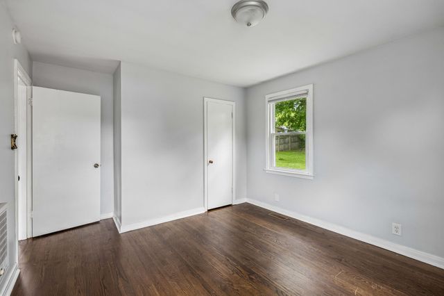 1921 Morris Ave, Columbia, TN 38401