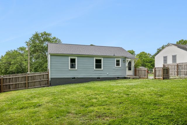 1921 Morris Ave, Columbia, TN 38401