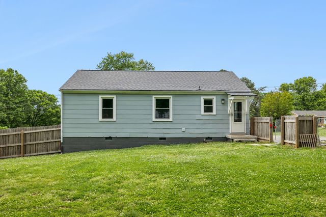 1921 Morris Ave, Columbia, TN 38401