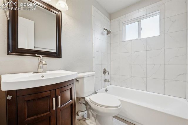 5341 Fiesta Lane, Colorado Springs, CO 80918