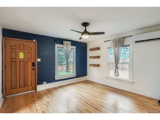 2537 S Logan St, Denver, CO 80210