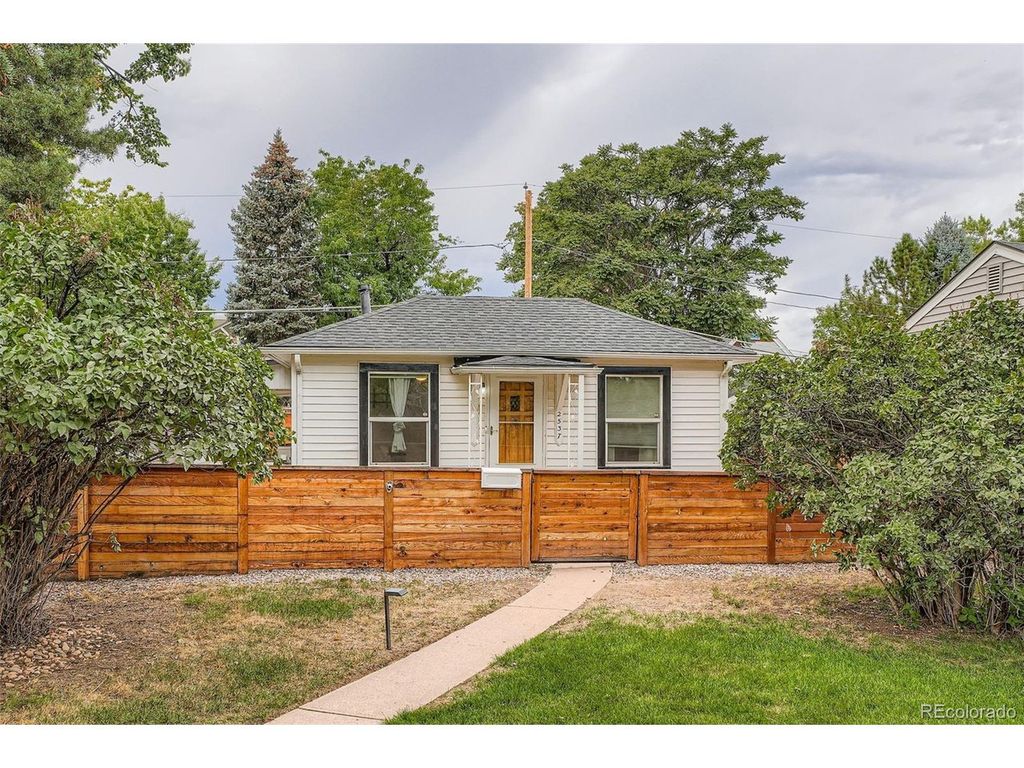 2537 S Logan St, Denver, CO 80210