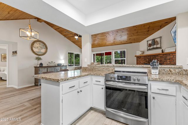 1710 N FAIRWAY Drive, Flagstaff, AZ 86004