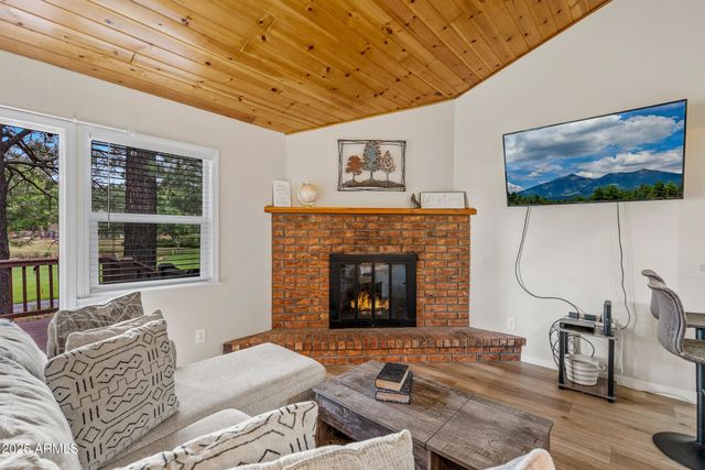 1710 N FAIRWAY Drive, Flagstaff, AZ 86004