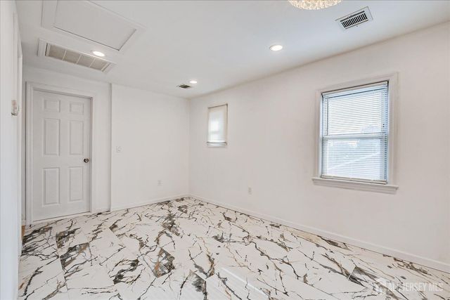 385 Pierson Avenue 2, Edison, NJ 08837