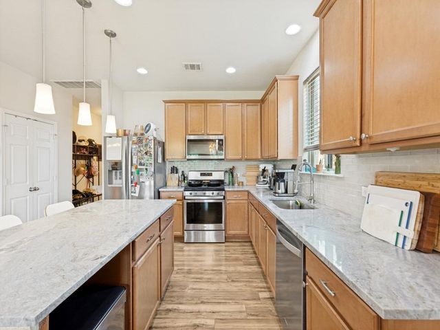 6909 Longford TRL, Austin, TX 78754
