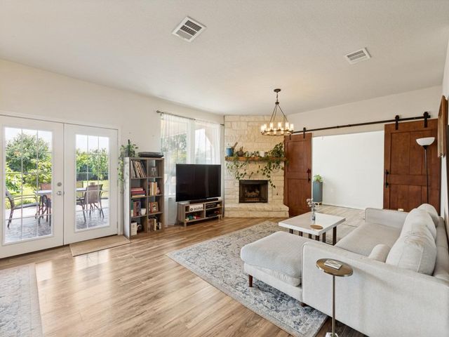 6909 Longford TRL, Austin, TX 78754