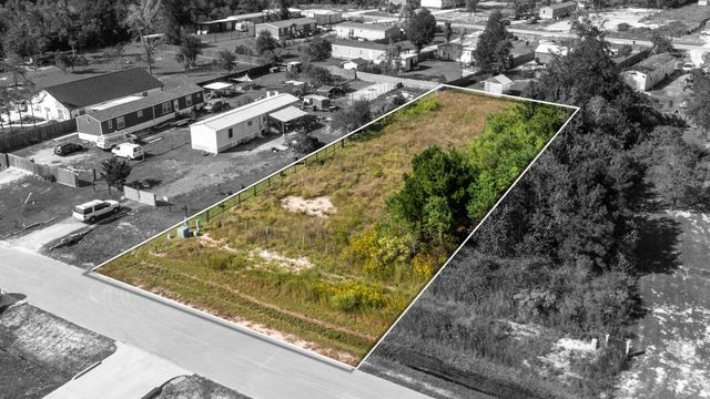 54 Road 5243, Cleveland, TX 77327