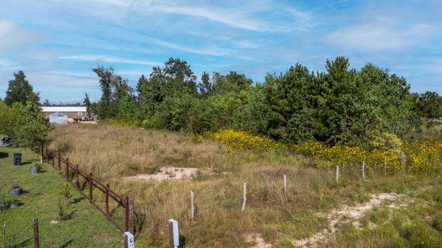 54 Road 5243, Cleveland, TX 77327