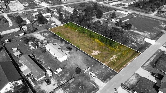 54 Road 5243, Cleveland, TX 77327