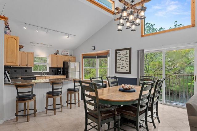 2272 S TODD POINT, Homosassa, FL 34448
