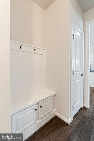 2604 CROSSVINE DR, Dumfries, VA 22026