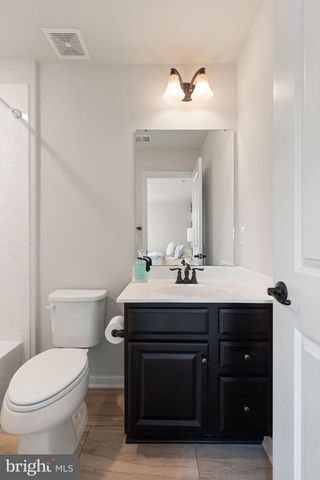 2604 CROSSVINE DR, Dumfries, VA 22026