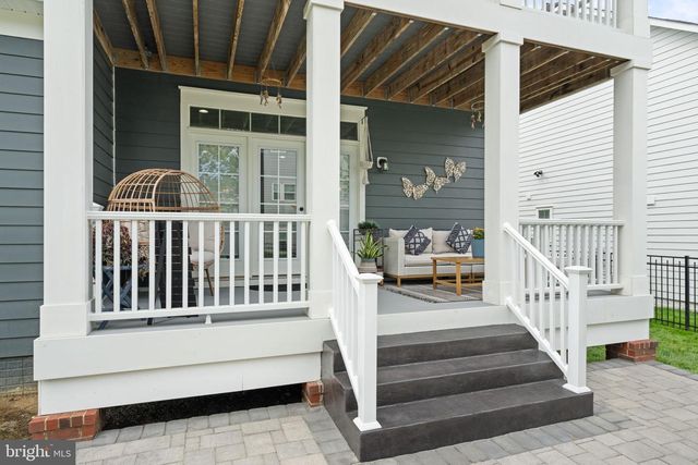 2604 CROSSVINE DR, Dumfries, VA 22026