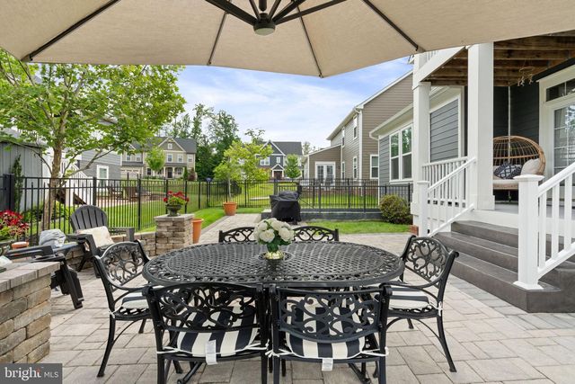 2604 CROSSVINE DR, Dumfries, VA 22026