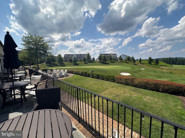2604 CROSSVINE DR, Dumfries, VA 22026