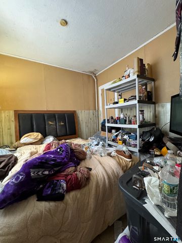 6 Williams Street, New London, CT 06320