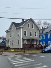 6 Williams Street, New London, CT 06320