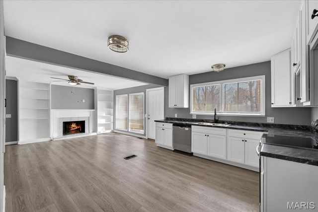 3650 Estates Drive, Florissant, MO 63033