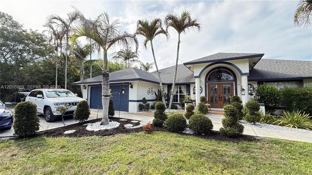 12119 Orange Blvd, West Palm Beach, FL 33412