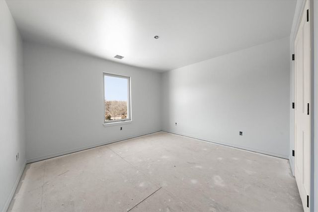 3032 Fountain Creek Drive, Edmond, OK 73034