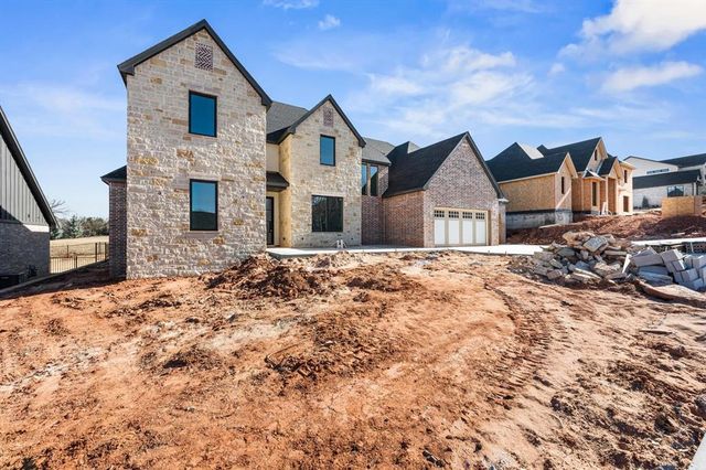 3032 Fountain Creek Drive, Edmond, OK 73034