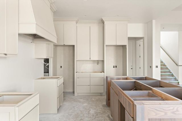 3032 Fountain Creek Drive, Edmond, OK 73034