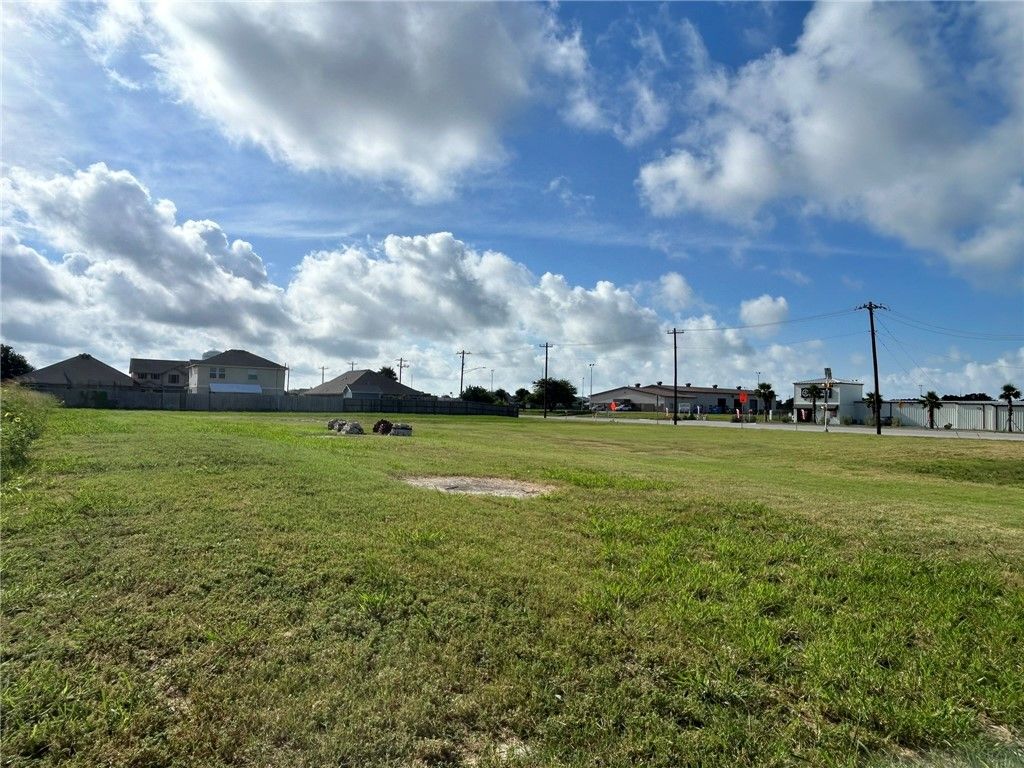 000 Stark Road, Portland, TX 78374 — photo 3