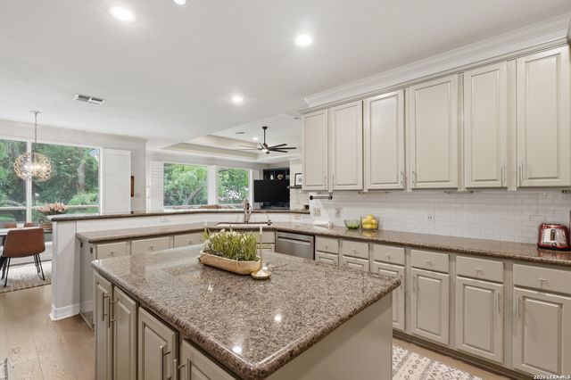 602 Bluffestates, San Antonio, TX 78216