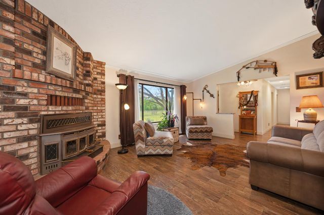 10805 Cramer Rd, Auburn, CA 95602