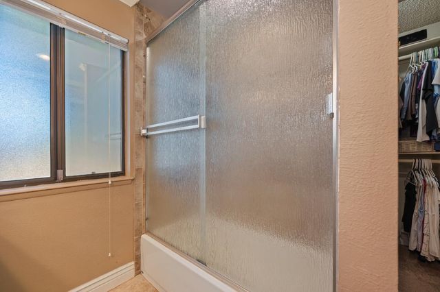 10805 Cramer Rd, Auburn, CA 95602