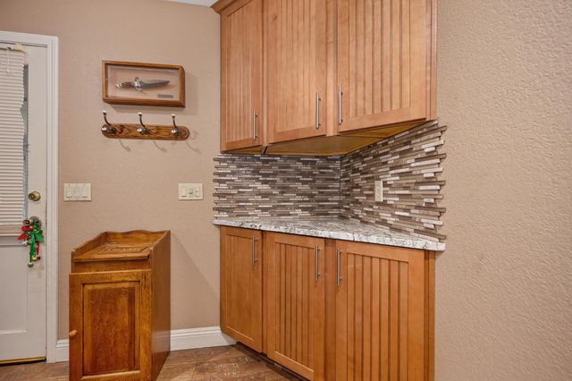 10805 Cramer Rd, Auburn, CA 95602