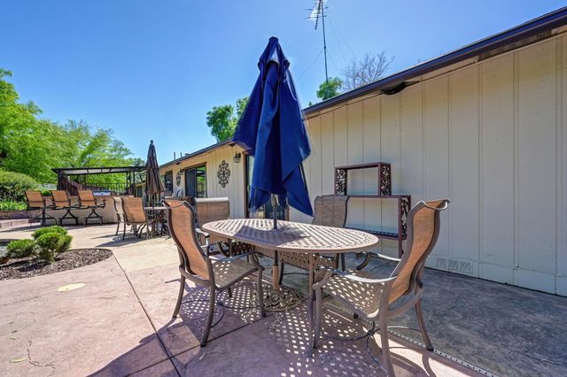 10805 Cramer Rd, Auburn, CA 95602