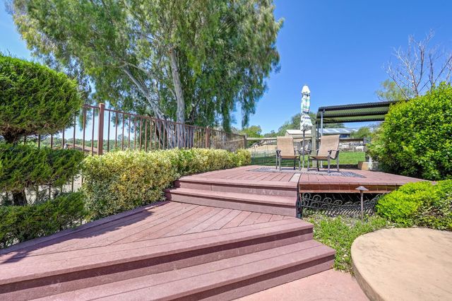 10805 Cramer Rd, Auburn, CA 95602