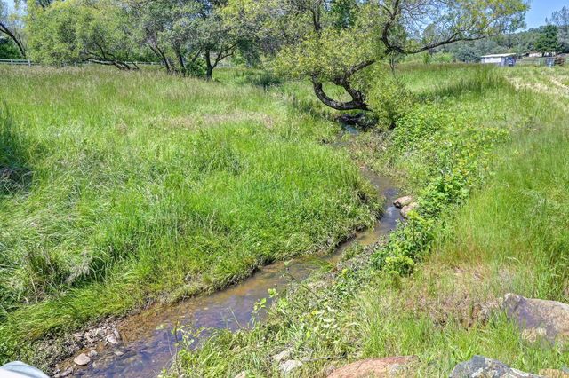 10805 Cramer Rd, Auburn, CA 95602