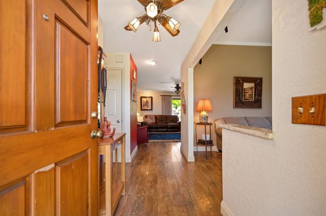 10805 Cramer Rd, Auburn, CA 95602