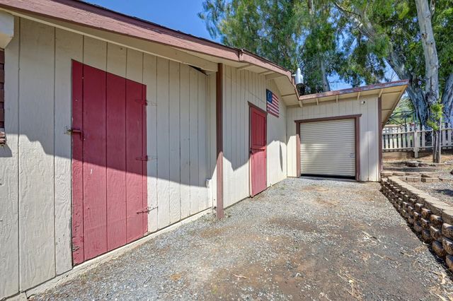 10805 Cramer Rd, Auburn, CA 95602