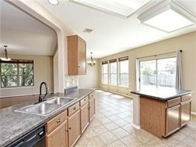 1220 Apollo CIR, Round Rock, TX 78664