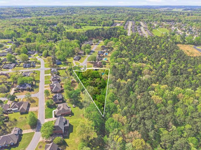 2832 Timbercreek Drive, Bryant, AR 72023