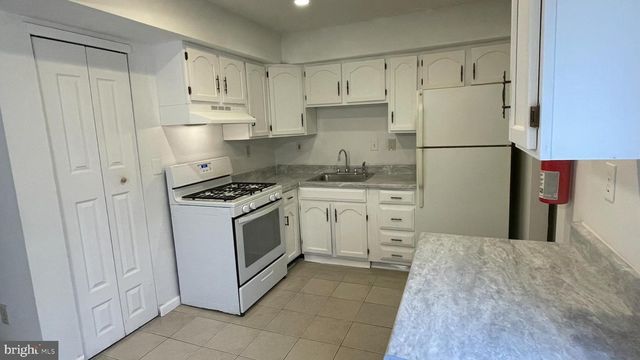 28 MAGNOLIA CT, Sicklerville, NJ 08081