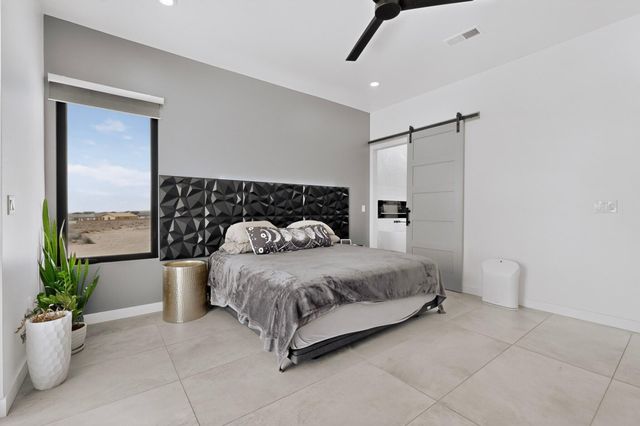 816 Villa Road SE, Rio Rancho, NM 87124